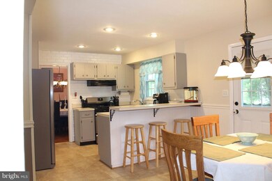 216 Garnett Rd, Joppa, MD 21085 - photo 6