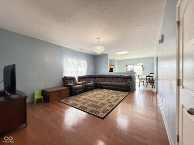 621 Appleseed Way, Indianapolis, IN 46217 - photo 5