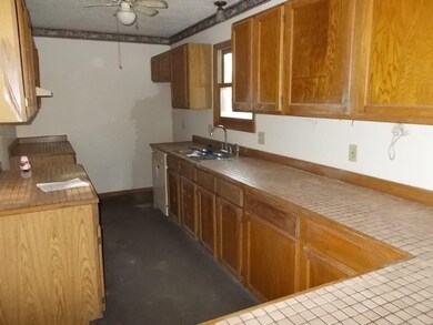 106 Shelton Dr, Eureka Springs, AR 72632 - photo 6