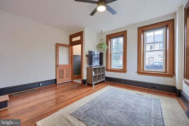 690 Cherry St, Columbia, PA 17512 - photo 5