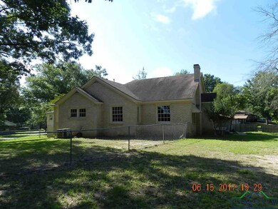 200 Rawley Dr, Longview, TX 75601 - photo 4