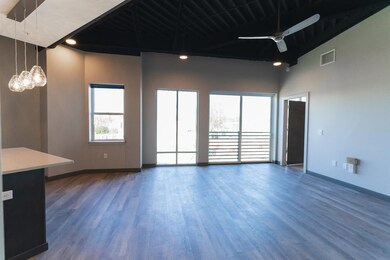 576 E Third St unit 211, Lexington, KY 40508 - photo 5