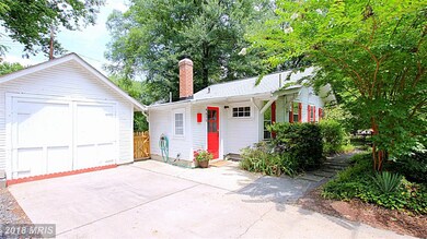 4606 Calvert Rd, College Park, MD 20740 - photo 2