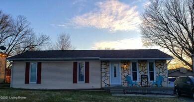 8304 Herrington Ct, Louisville, KY 40228 - photo 2