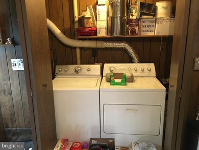 2943 Baltimore Ave, Halethorpe, MD 21227 - photo 7