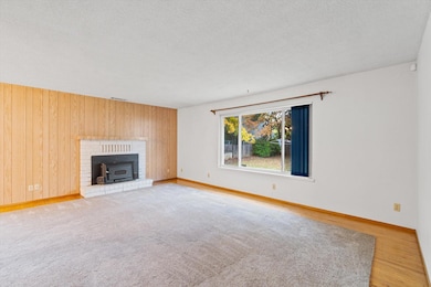 2757 N Bonnyview Rd, Redding, CA 96001 - photo 4