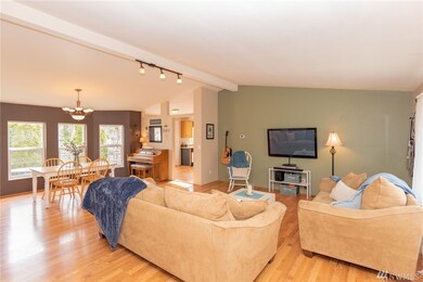 310 N 4th St, Toledo, WA 98591 - photo 4