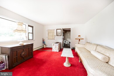 1071 Favinger Rd, Pottstown, PA 19465 - photo 6