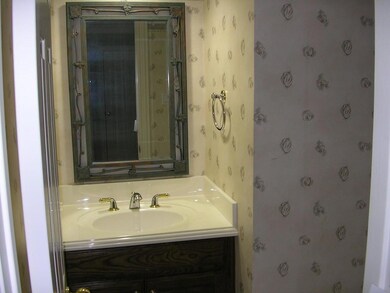 224 Wayside Ct, Bedford, TX 76021 - photo 4