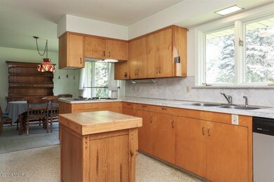 107 Paw St, Three Oaks, MI 49128 - photo 2