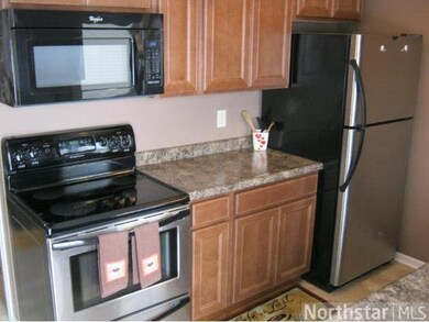 8493 Goodview Ave S, Cottage Grove, MN 55016 - photo 2