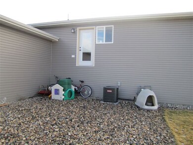 Patio Area<|><|>