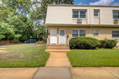 54 C White St