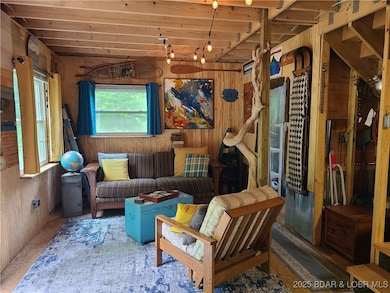 Clean and cozy cabin.