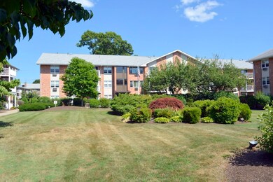 29 Bullocks Point Ave, Riverside, RI 02915 - photo 3