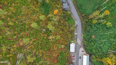 03-483 Baskins Creek Rd-06