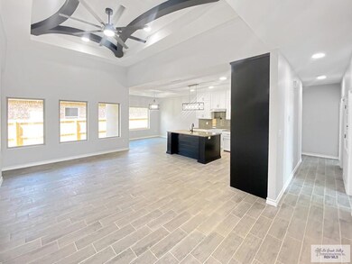 1271 Stirrup Cir, San Benito, TX 78586 - photo 5