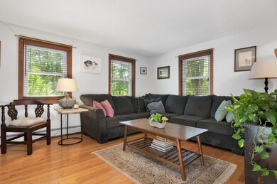 74 N Raymond Rd Gray ME 04039-large-005-
