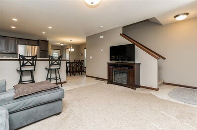 1328 Ellis Blvd NW, Cedar Rapids, IA 52405 - photo 5