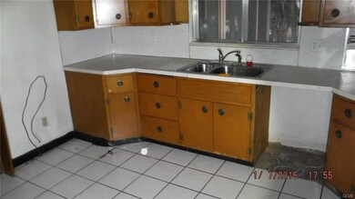 4272 N Church St, Whitehall, PA 18052 - photo 3