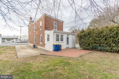 123 W 6th St, New Castle, DE 19720 - photo 6