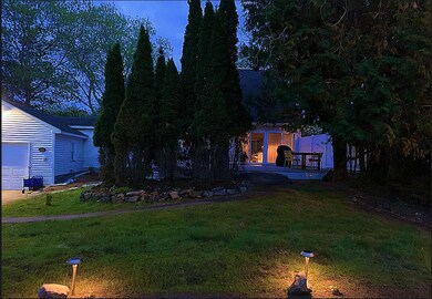 46 Highland Ave, Ogunquit, ME 03907 - photo 4