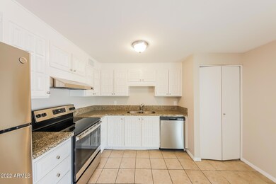 6343 W Cypress St, Phoenix, AZ 85035 - photo 7