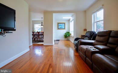 6401 Elliott Place, Hyattsville, MD 20783 - photo 4