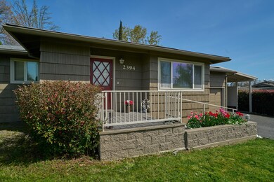 2394 Corona Ave, Medford, OR 97504 - photo 2
