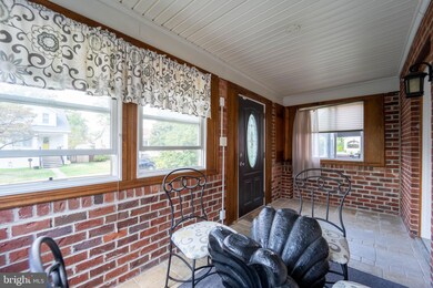 6513 Glenoak Ave, Baltimore, MD 21214 - photo 3