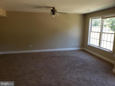 19639 Point Lookout Rd unit 19639, Lexington Park, MD 20653 - photo 3