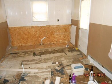 164 Race St, Tamaqua, PA 18252 - photo 4