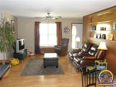 207 N 4th St, Mayetta, KS 66509 - photo 5