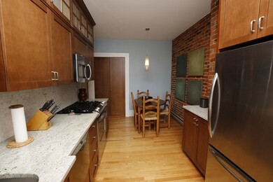919 Beacon St unit 2, Boston, MA 02215 - photo 4