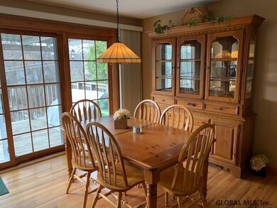 134 Horstman Dr, Schenectady, NY 12302 - photo 5