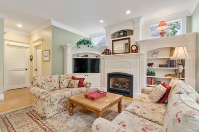 52 Pleasant St unit 1, Needham, MA 02492 - photo 3