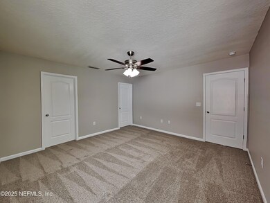 8048 Meadow Walk Ln, Jacksonville, FL 32256 - photo 6