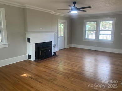 107 Lr Smith Ave, Hendersonville, NC 28791 - photo 5