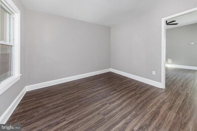 108 8th St, Salem, NJ 08079 - photo 4