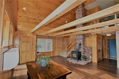 Beautiful Open Concept. Brand new...