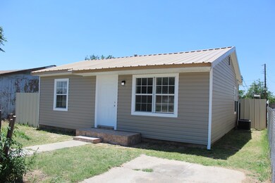 1212 Canal St, Odessa, TX 79765 - photo 3