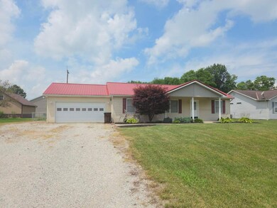 135 Roundhouse Cir, Georgetown, OH 45121 - photo 3