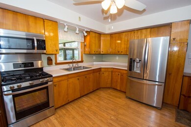 58330 Pear Rd, South Bend, IN 46619 - photo 3