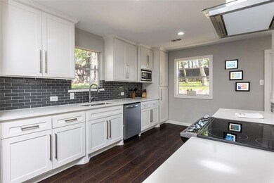 609 Hurst Dr, Bedford, TX 76022 - photo 5