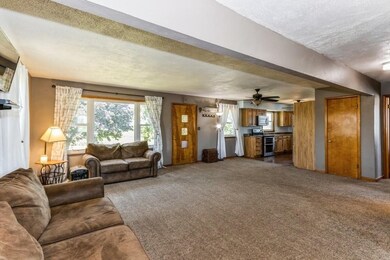 9284 W Ave, Columbus Junction, IA 52738 - photo 7