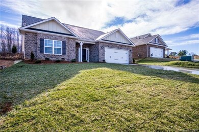 109 Fleming Dr unit 32, Statesville, NC 28677 - photo 2