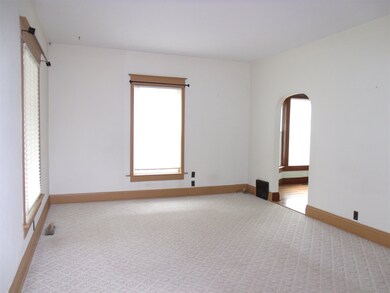 1025 Bower St, Elkhart, IN 46514 - photo 6