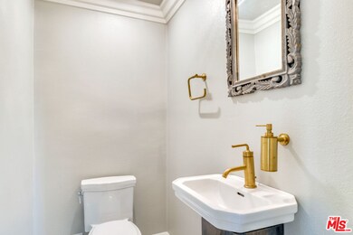 1637 Clear Creek Dr, Fullerton, CA 92833 - photo 2