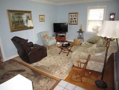 1017 Westchester Blvd, Westchester, IL 60154 - photo 5