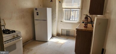 1411 Mcculloh St, Baltimore, MD 21217 - photo 7